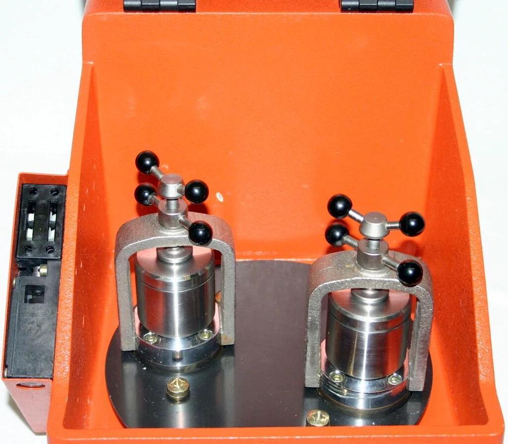 Used FRITSCH PLANETARY BALL MICRO MILL, MODEL PULVERISETTE 7 WITH TWO 45 ML BOWLS