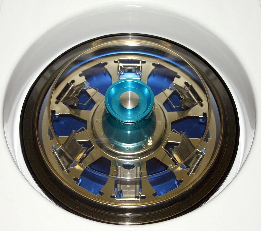 THERMO SCIENTIFIC SHANDON CYTOCENTRIFUGE, MODEL CYTOSPIN 4 WITH ROTOR & 6 CLIPS