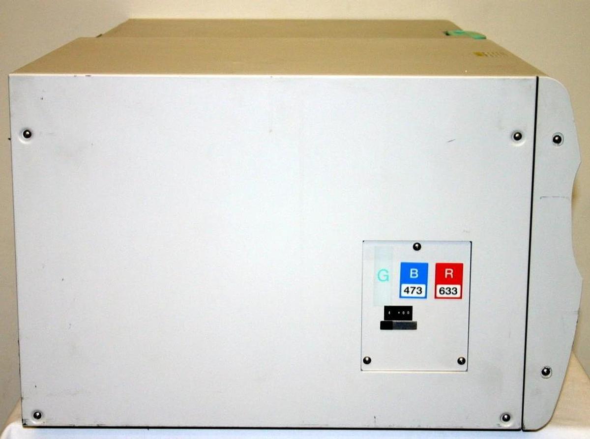 Used FUJIFILM FLUORESCENT IMAGE ANALYZER, MODEL FLA-3000R