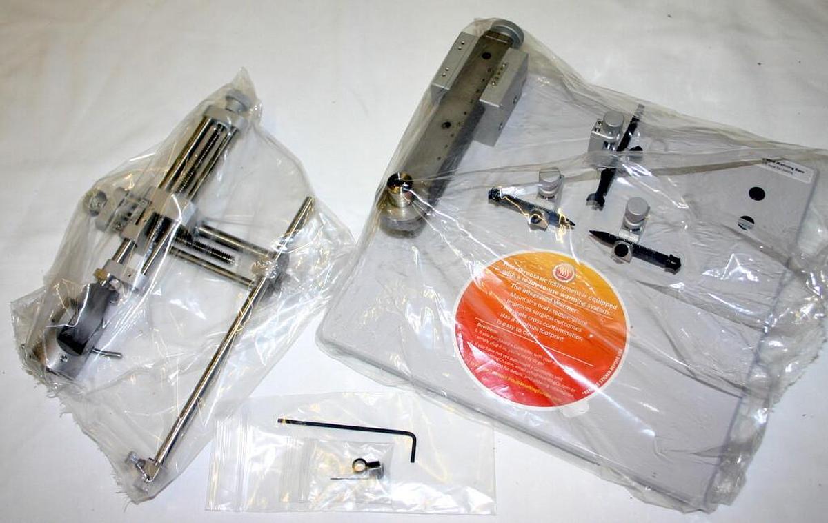 Used STOELTING JUST FOR MOUSE INSTRUMENT, MODEL 51730 (NIB)