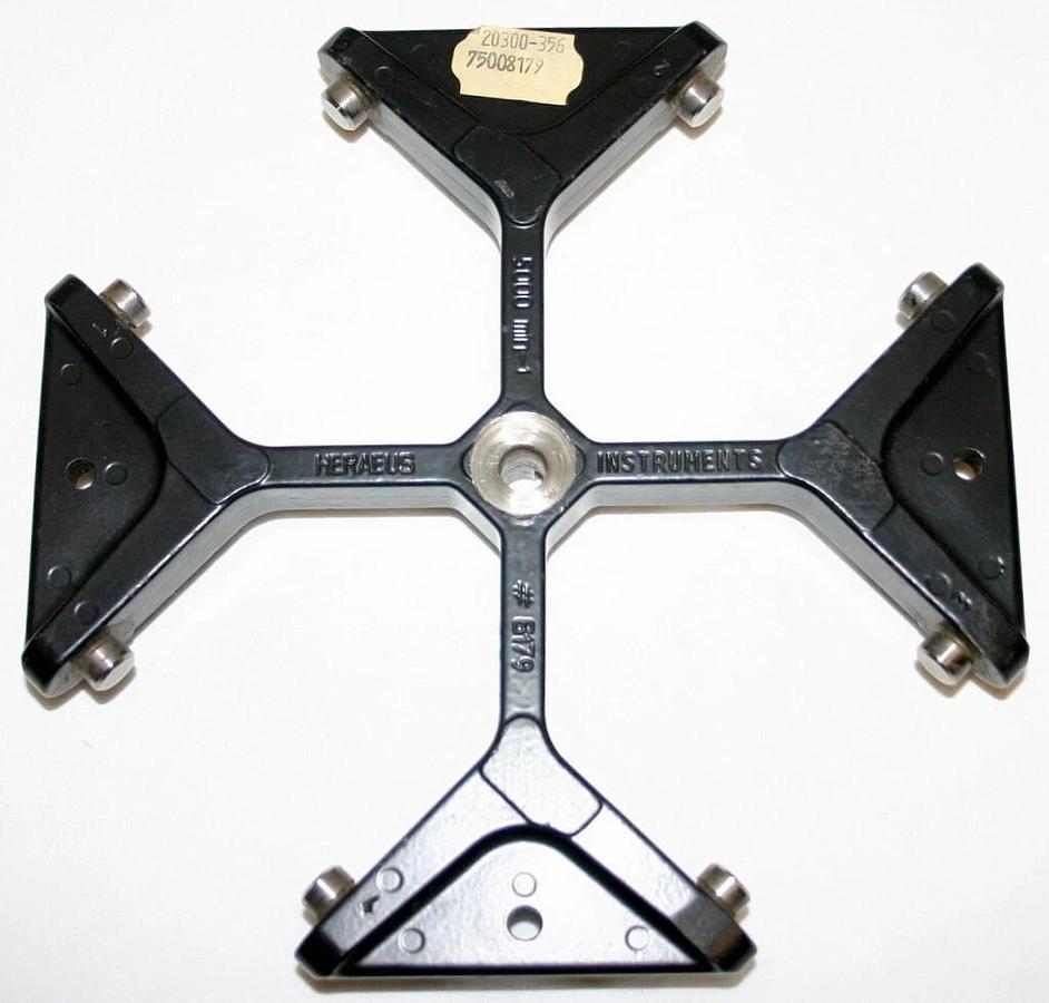 Used THERMO SCIENTIFIC HERAEUS SWINGING BUCKET ROTOR, MODEL 75008179 WITH BUCKETS