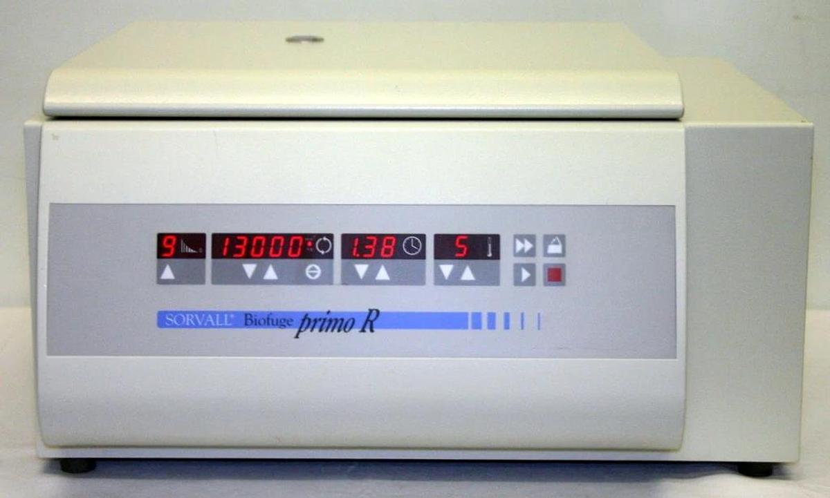 Used SORVALL REFRIGERATED MICRO CENTRIFUGE, BIOFUGE, PRIMO R, INCLUDES 24 X 2ML ROTOR