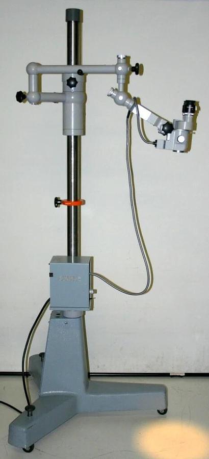 Used ZEISS F 170 OPERATING SURGICAL MICROSCOPE, MODEL OPMI 1-DFC, FIBER OPTIC LIGHT