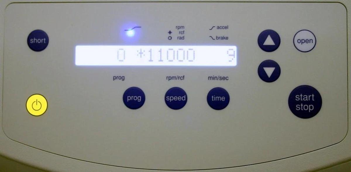 EPPENDORF CENTRIFUGE, MODEL 5804