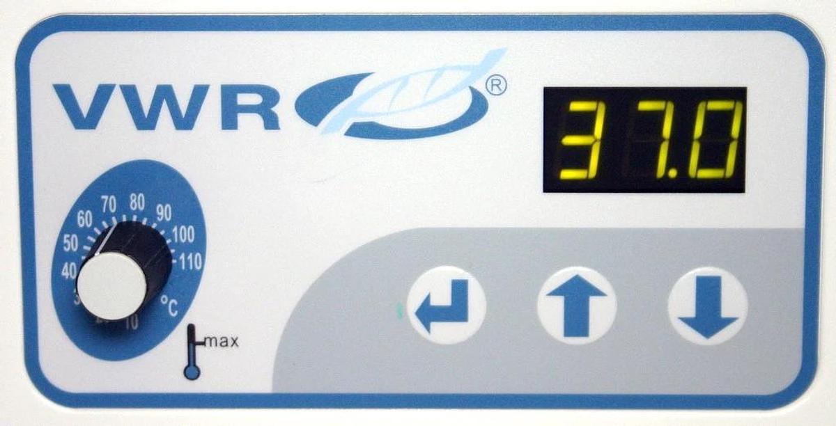 Used VWR DIGITAL WATER BATH, CATALOG # 89032-212, 2L CAPACITY