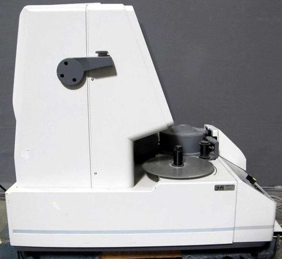 Used VANGUARD INSTRUMENT 35mm PROJECTION SYSTEM, MODEL CAP-35B III WITH REMOTE