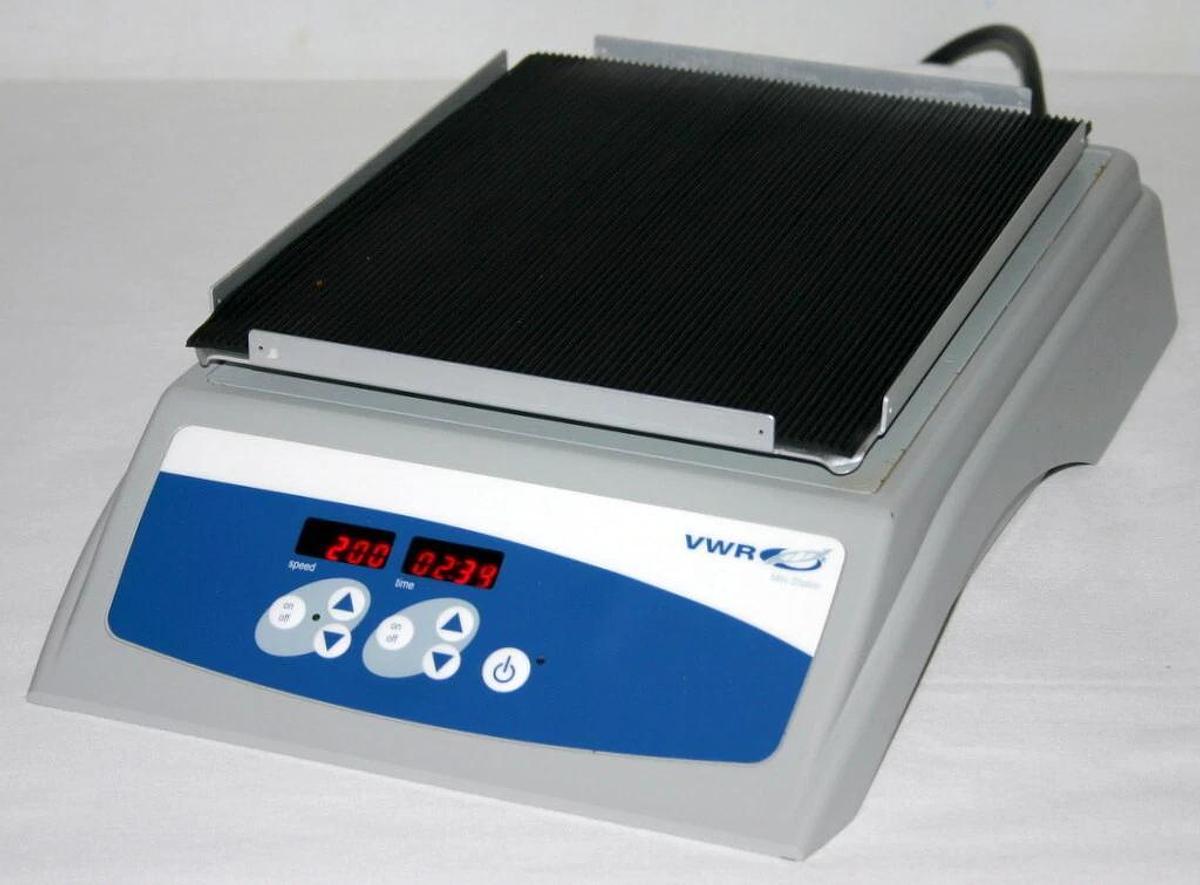 Used VWR MINI ORBITAL SHAKER 15, MODEL 97109-890