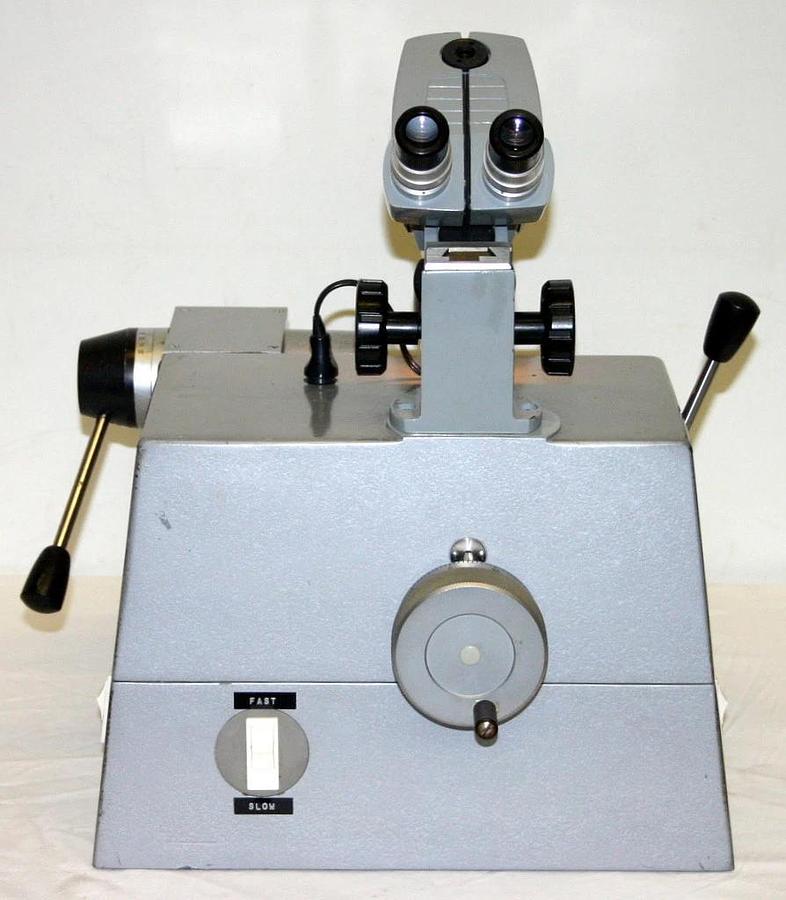 Used REICHERT JUNG ULTRAMICROTOME SPECIMEN TRIMMER, MODEL TM 60, TYPE 709901