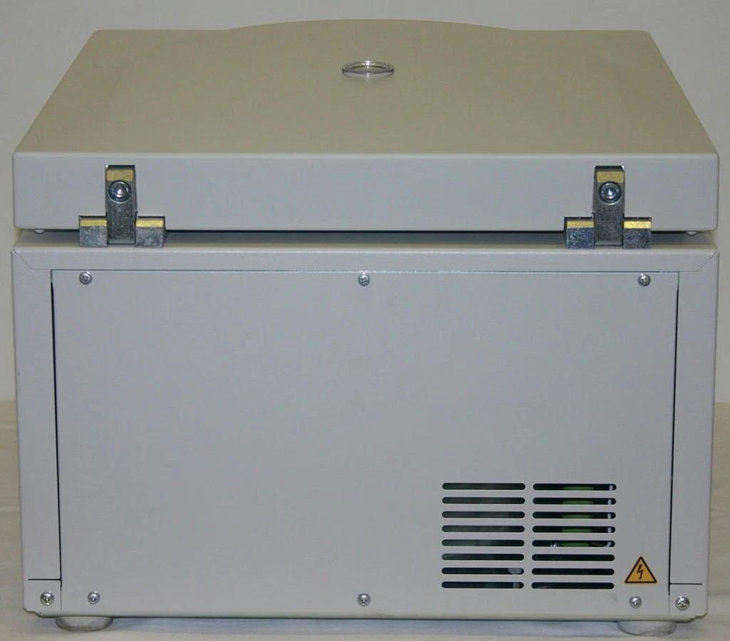 EPPENDORF CENTRIFUGE, MODEL 5804