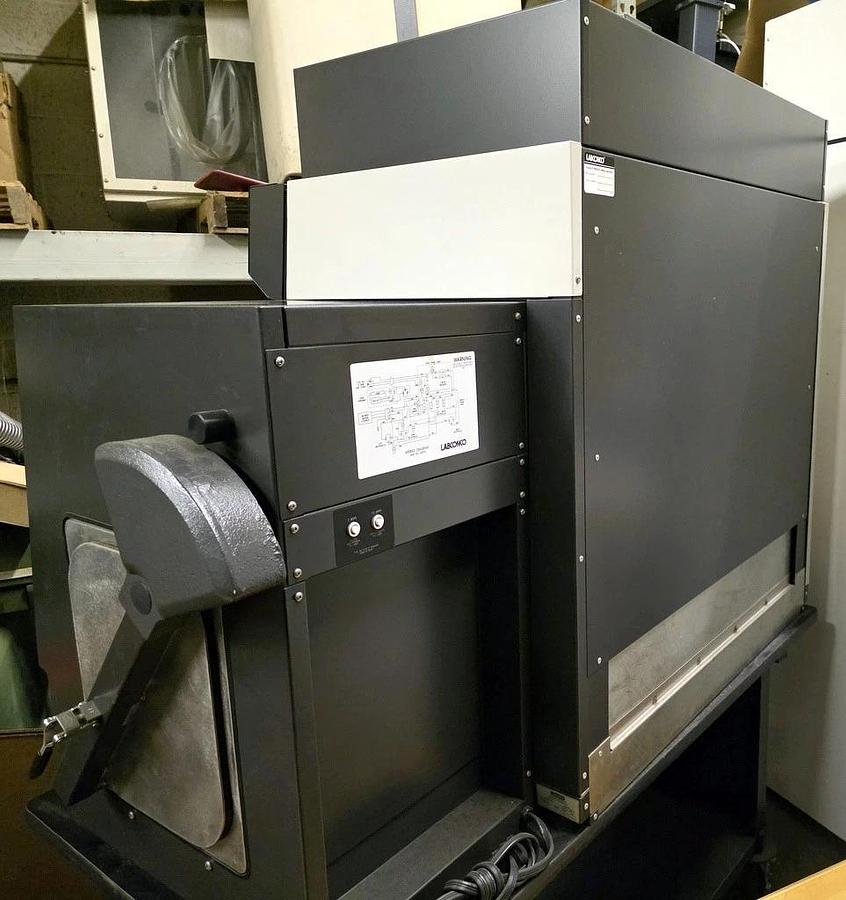 Used LABCONCO MULTI-HAZARD PROTECTOR GLOVE BOX, MODEL 50655-00