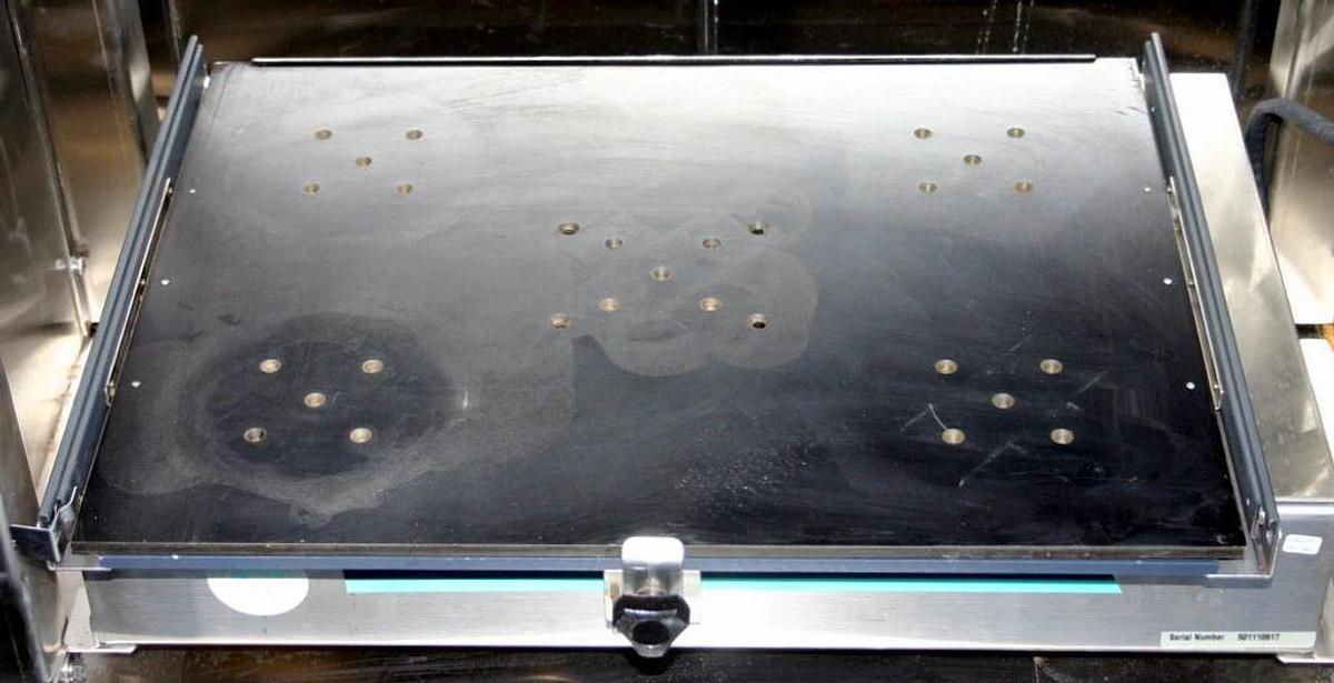 Used NEW BRUNSWICK SCIENTIFIC MULTI-TIER ENVIRONMENTAL SHAKER, MODEL INNOVA 4900