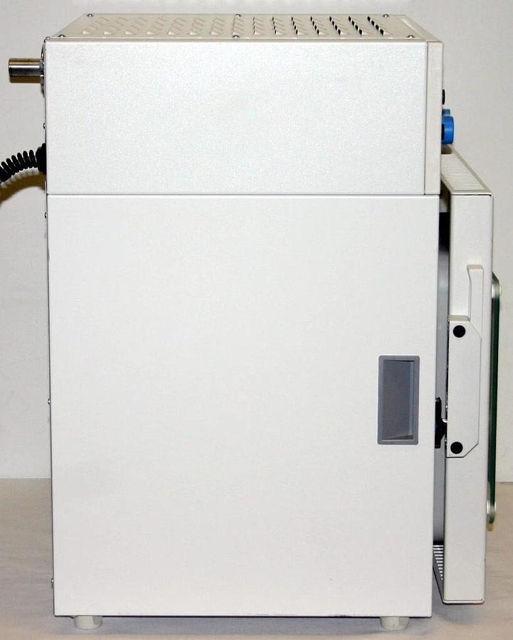 THERMO SCIENTIFIC VACUTHERM VACUUM DRYING OVEN, MODEL VT 6025, CAT. NO. 51014551