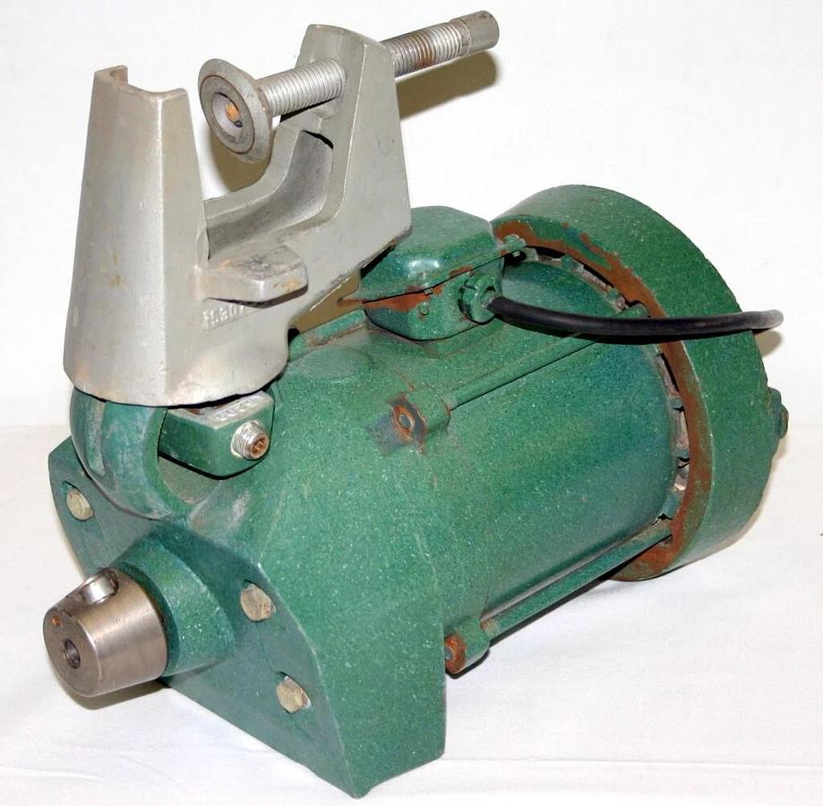 Used LIGHTNIN 1/4 H.P. CLAMP ON PORTABLE MIXER, MODEL NC-4