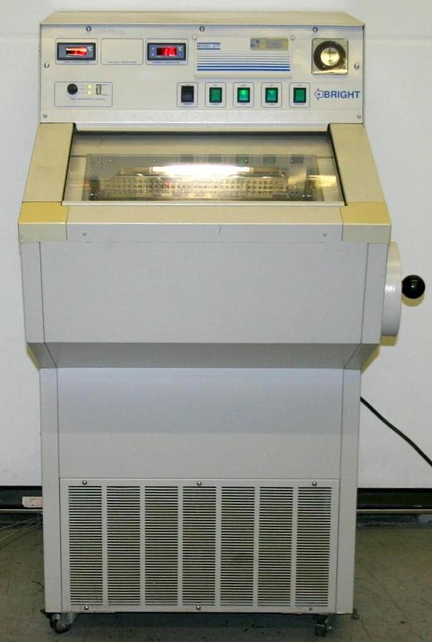 Used BRIGHT HACKER CRYOSTATS, MODEL OTF