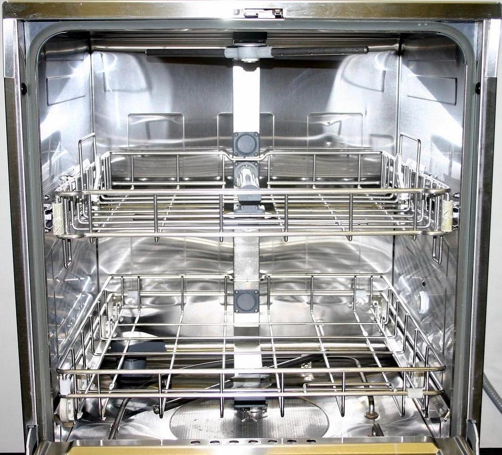 Used LABCONCO FREESTANDING STEAMSCRUBBER GLASSWARE WASHER, MODEL 4400431, 208/230V