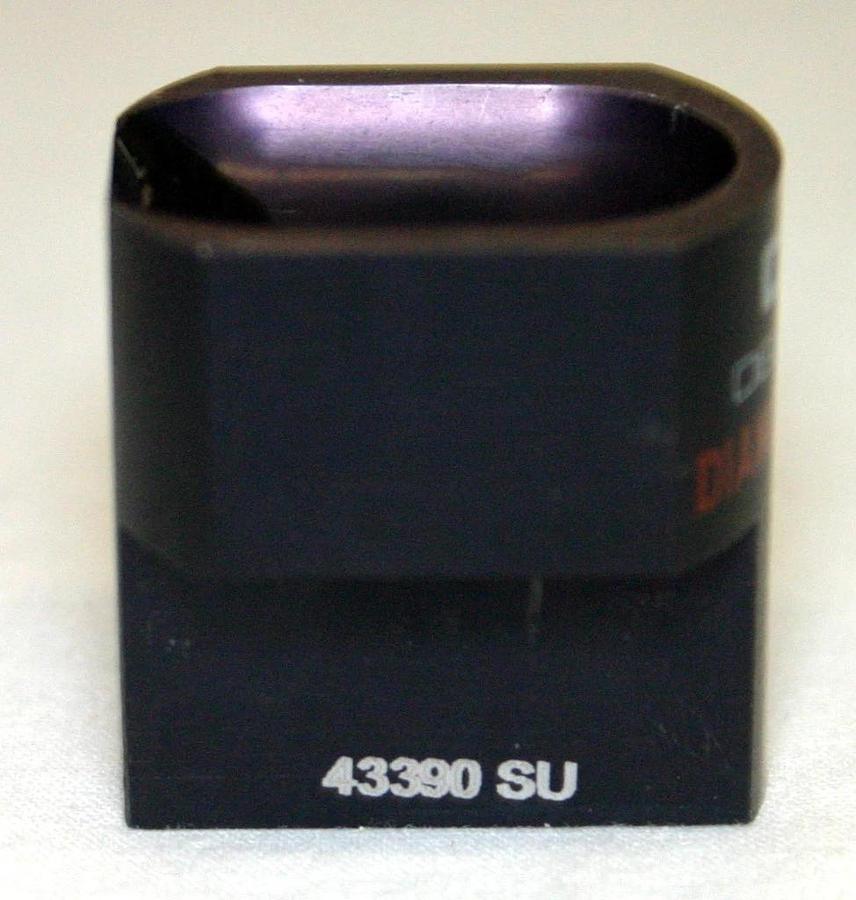 Used DELAWARE DIAMOND KNIFE FOR ULTRAMICROTOMY TYPE SU 4.5MM LENGTH 45 DEGREE ANGLE