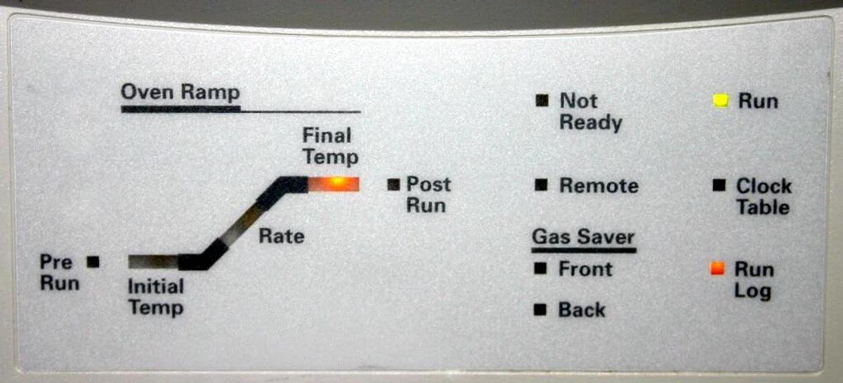 Used HEWLETT PACKARD AGILENT 6890 SERIES GAS CHROMATOGRAPH, INJECTOR & SAMPLE TRAY