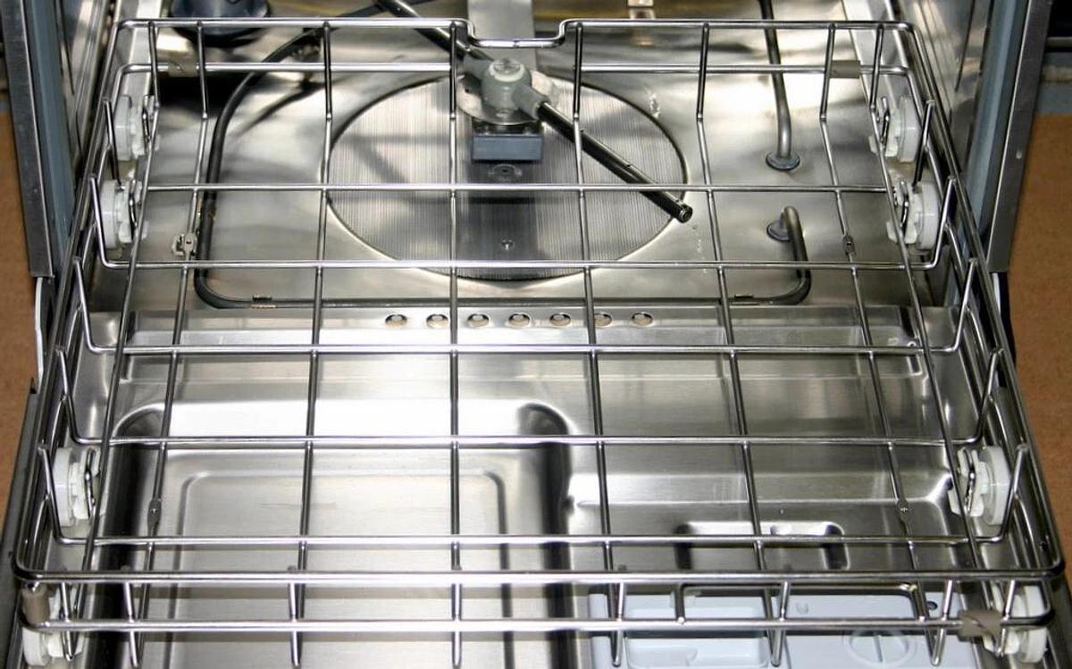 LABCONCO UNDERCOUNTER STEAMSCRUBBER GLASSWARE WASHER, MODEL 4400320, 115 VOLTS