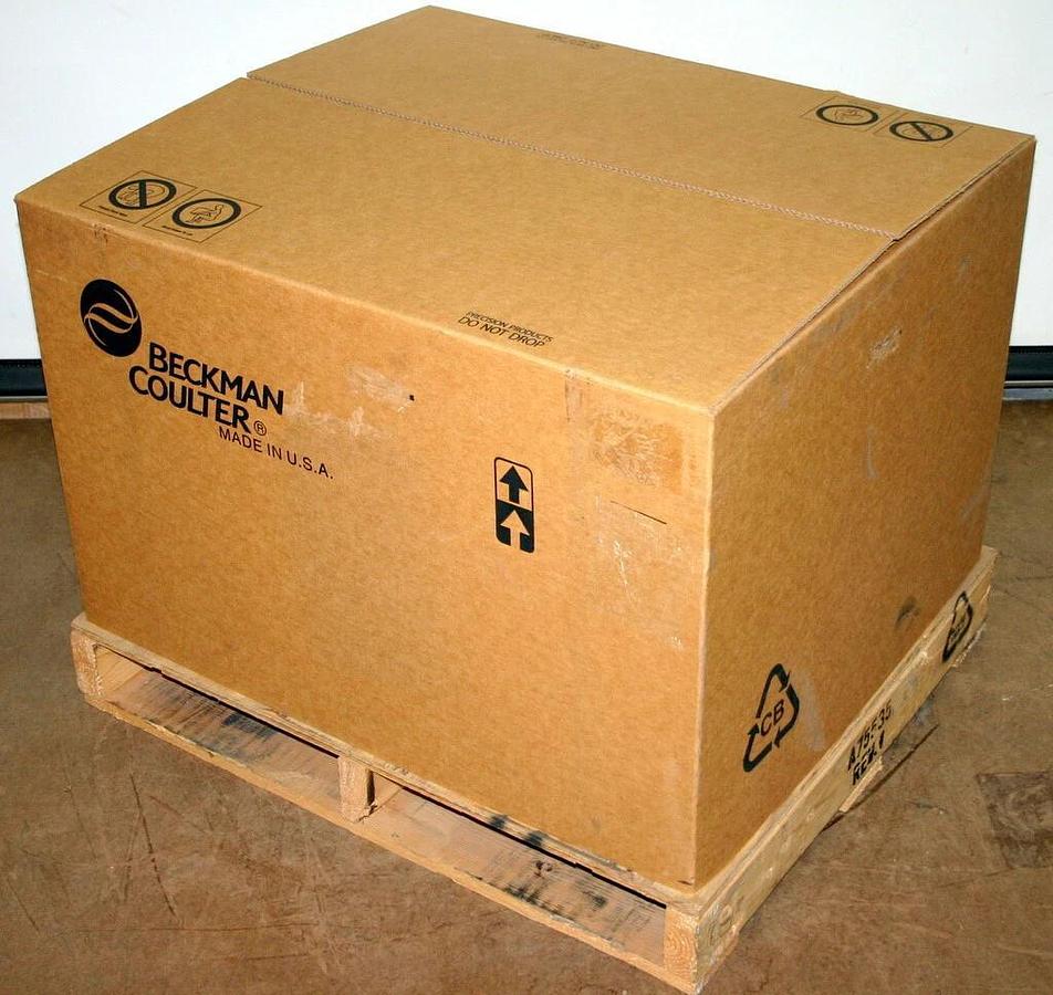 Used BECKMAN COULTER CENTRIFUGE, MODEL ALLEGRA-6 , NEW IN BOX