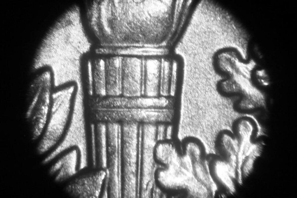 LEICA TABLETOP STEREO MICROSCOPE, MODEL M651 WITH CAMERA