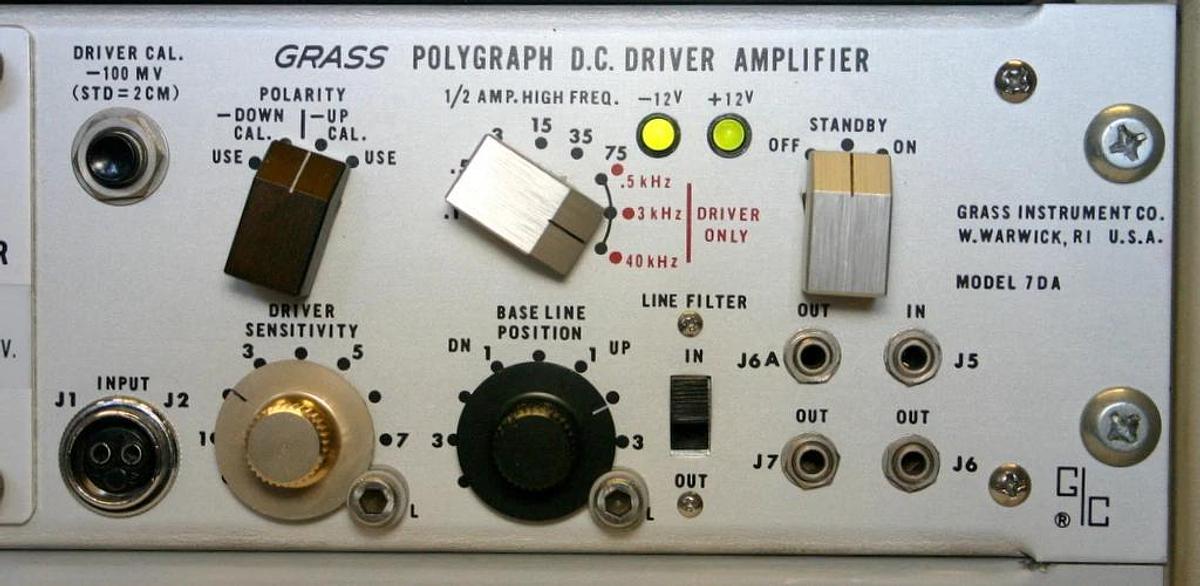 Used ASTRO-MED GRASS P122 STRAIN GAGE, 7DA AMPLIFIERS & 7P20C