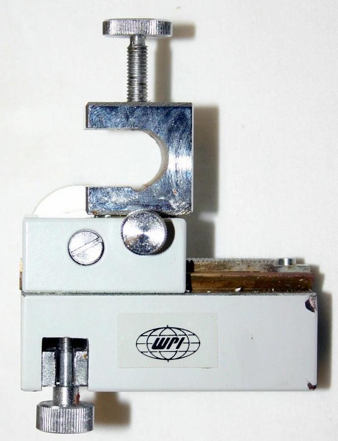 WORLD PRECISION INSTRUMENTS WPI MICROMANIPULATOR, MODEL TAURUSR (RIGHT-HANDED)