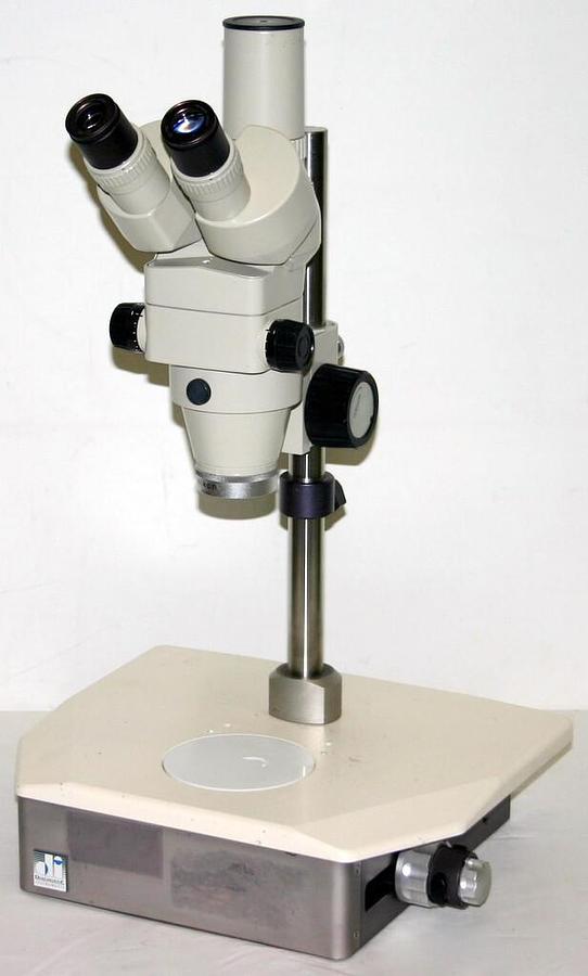 Used NIKON TRINOCULAR STEREOZOOM MICROSCOPE WITH BASE, MODEL SMZ-2T