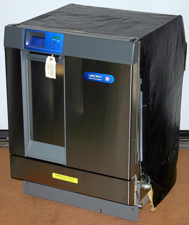 LABCONCO UNDERCOUNTER STEAMSCRUBBER GLASSWARE WASHER, MODEL 4400320, 115 VOLTS