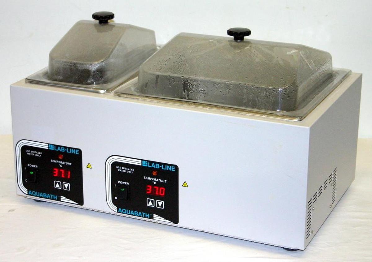 Used LAB-LINE DIGITAL DUAL RESERVOIR WATER BATH, MODEL 18802, 6.7 & 14.6 LITER CAP.