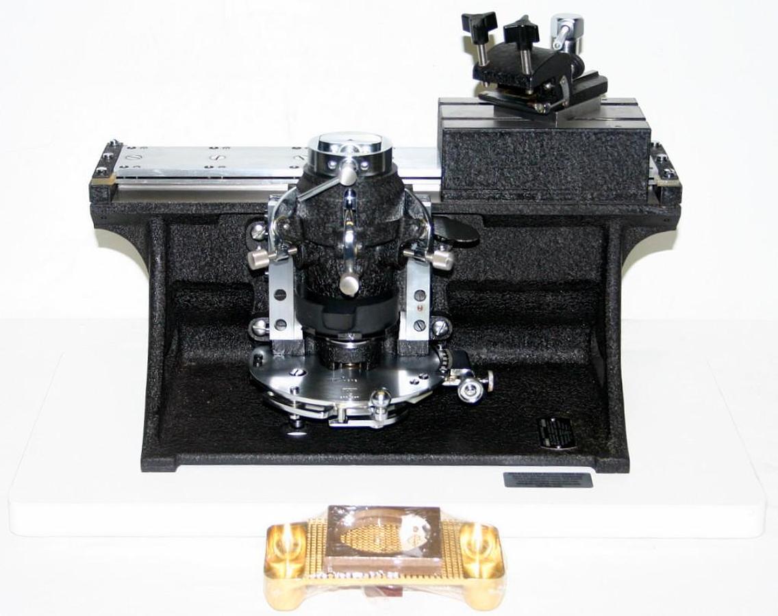 Refurbished AMERICAN OPTICAL / AO SLIDING MICROTOME 860 WITH FREEZING STAGE