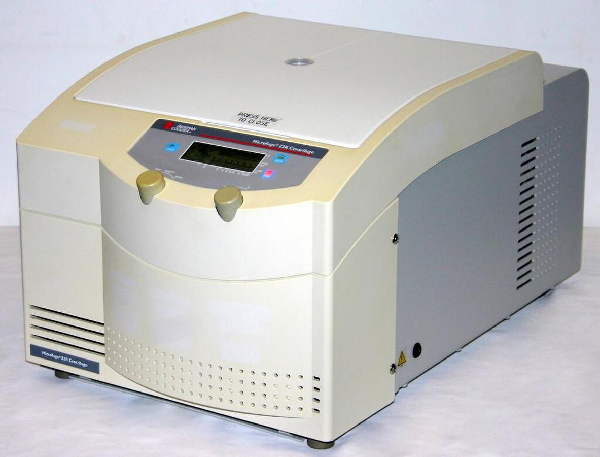 Used BECKMAN COULTER REFRIGERATED MICROCENTRIFUGE, MODEL MICROFUGE 22R