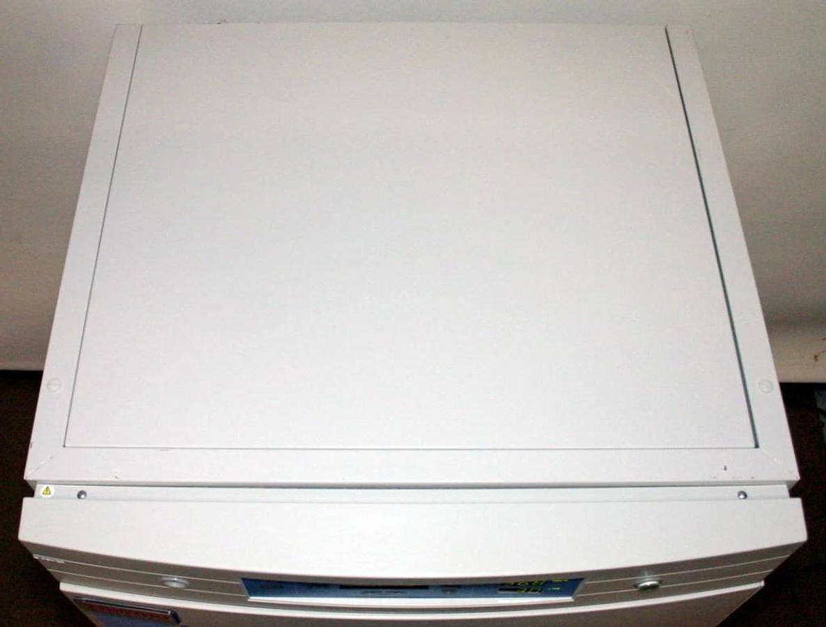 THERMO SCIENTIFIC FORMA STERI CYCLE CO2 DIRECT HEAT INCUBATOR, MODEL 370