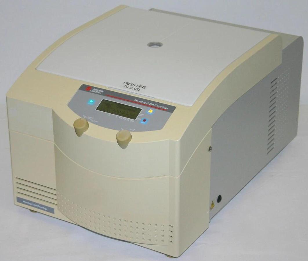 Used BECKMAN COULTER REFRIGERATED MICROCENTRIFUGE, MODEL MICROFUGE 22R