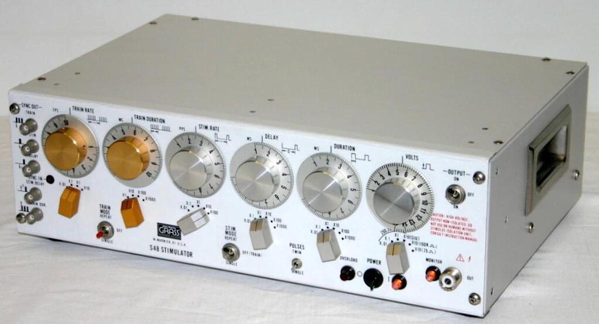 Used ASTRO-MED GRASS NATUS NEUROLOGY STIMULATOR, MODEL S48K