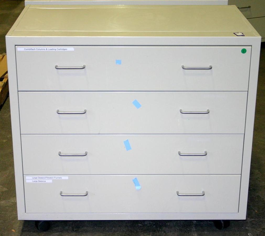 Used LF SYSTEMS LABORATORY CABINETS, CASEWORK 18 FEET WITH WHEELS, PRICE IS PER FOOT