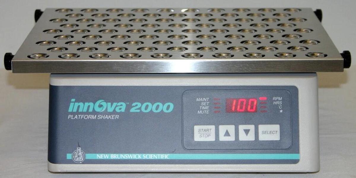 NEW BRUNSWICK EPPENDORF DIGITAL GYROTORY PLATFORM SHAKER, MODEL INNOVA 2050