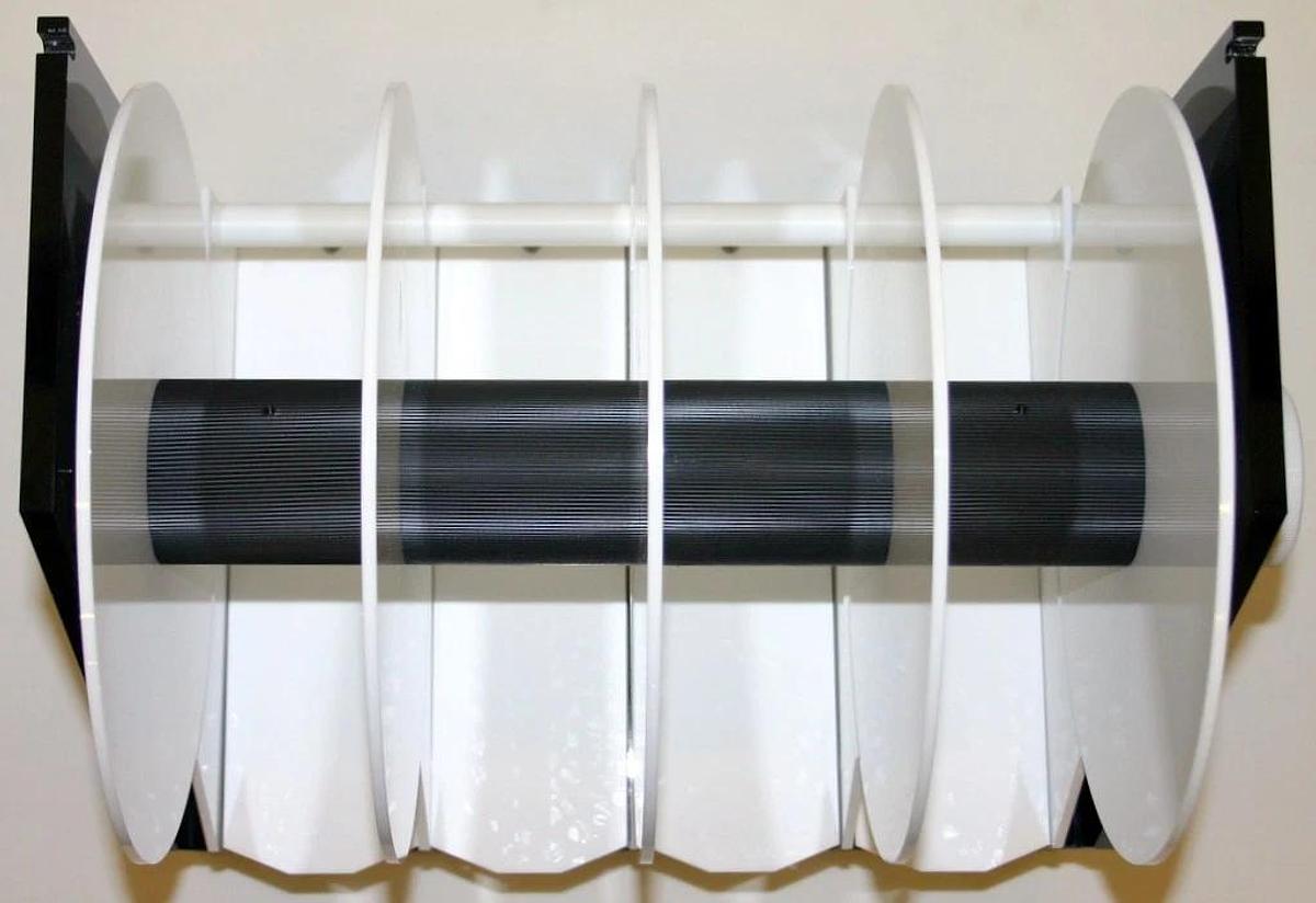 HARVARD APPARATUS PANLAB TOUCHSCREEN ROTAROD, MODEL LE8505, 4 LANES WITH HOOD