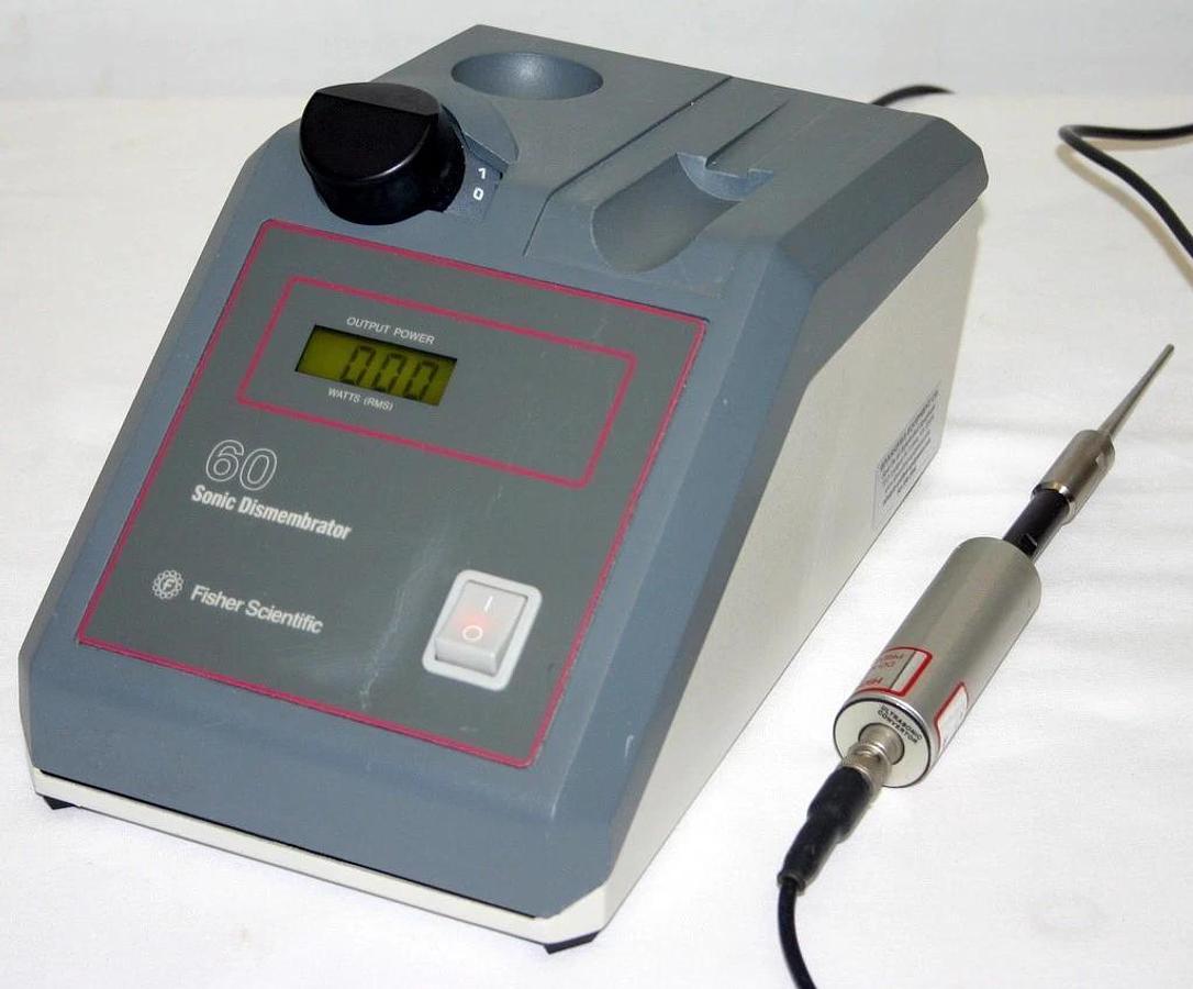 Used FISHER SCIENTIFIC SONIC DISMEMBRATOR WITH ULTRASONIC CONVERTOR, MODEL F60