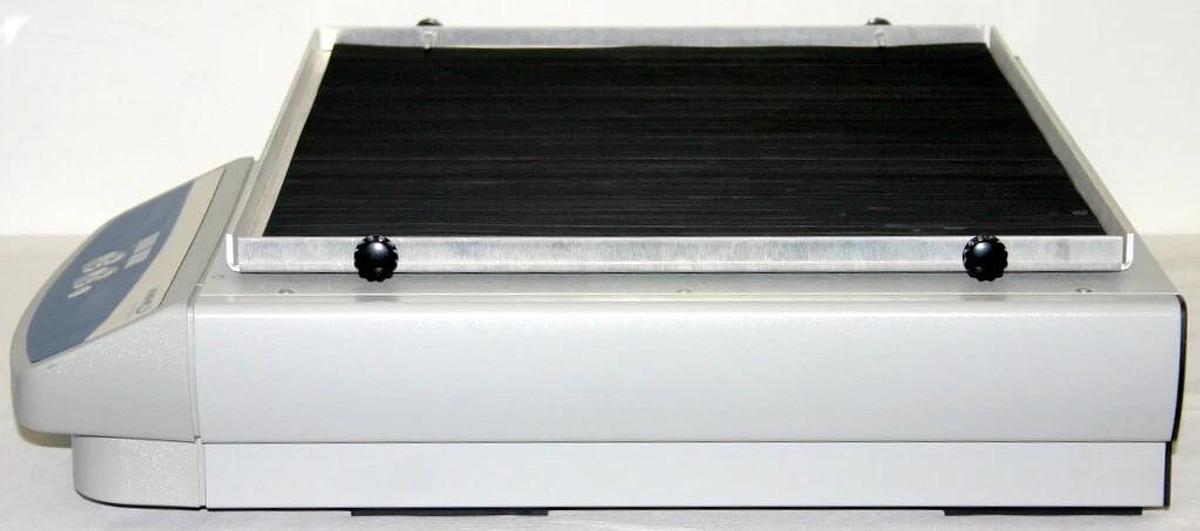 VWR ADVANCED 5000 ORBITAL SHAKER, 24"W x 18"D TRAY