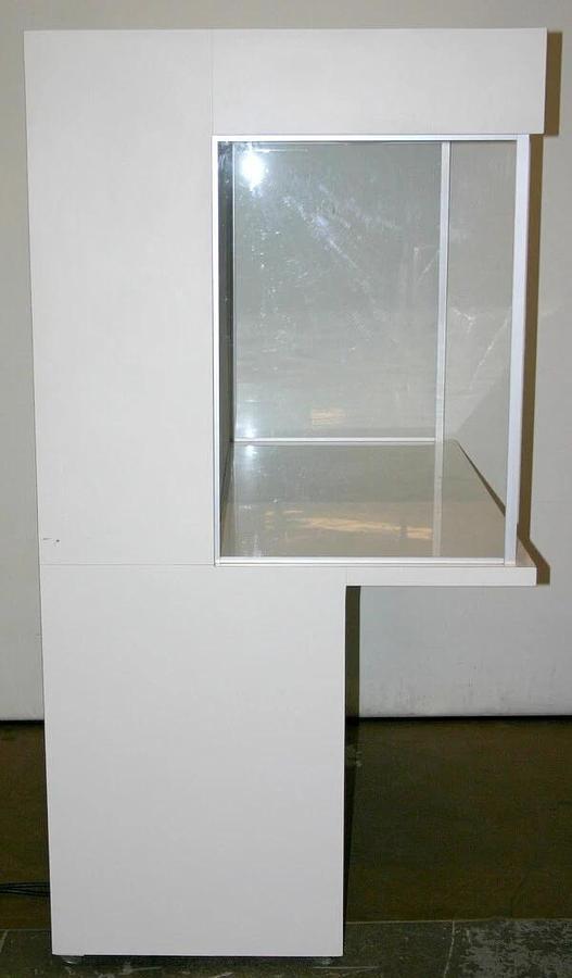 Used LAMINAIRE HORIZONTAL LAMINAR FLOW HOOD, MODEL 430-CS