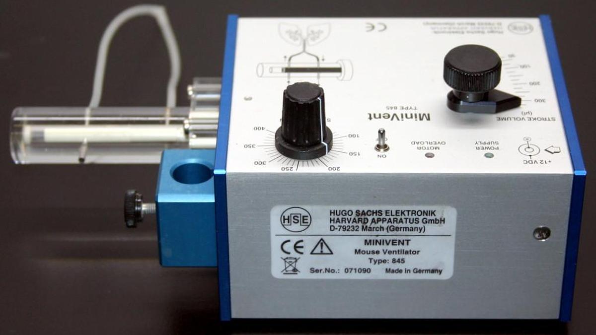 Used HARVARD HSE HUGO SACHS ELEKTRONIK MOUSE VENTILATOR MINIVENT, MODEL 845