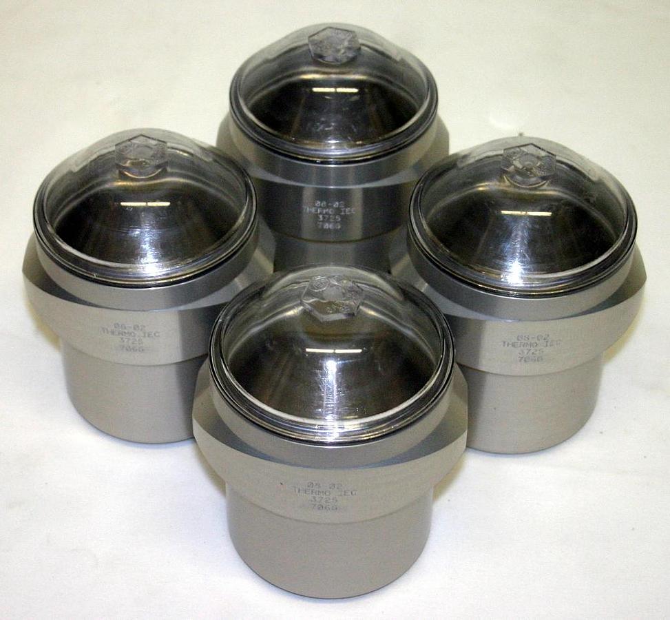 IEC BUCKETS, 750mL, MODEL 372S WITH LIDS, (QTY. 4)