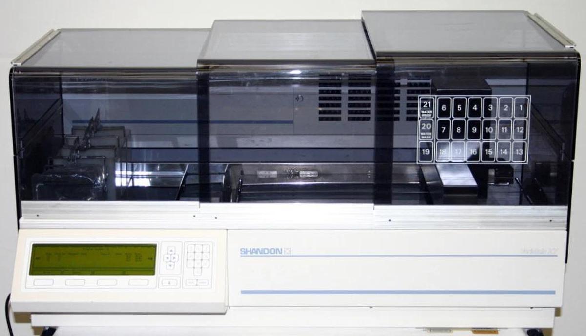 Used SHANDON MULTI-PROGRAM ROBOTIC SLIDE STAINER, MODEL VARISTAIN XY