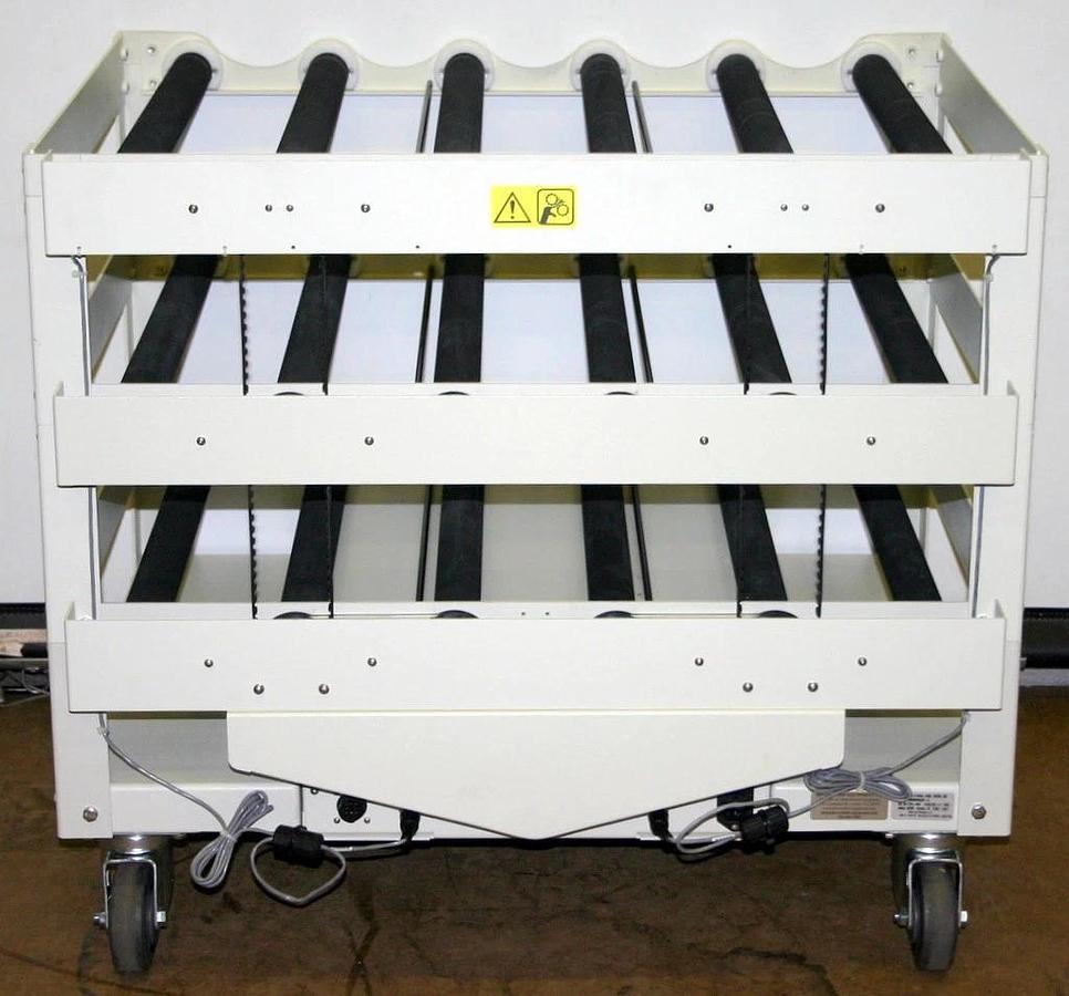 Used DWK WHEATON 3 TIER BOTTOM DRIVE R2P 2.0 ROLLER BOTTLE APPARATUS WRBMR5030-A