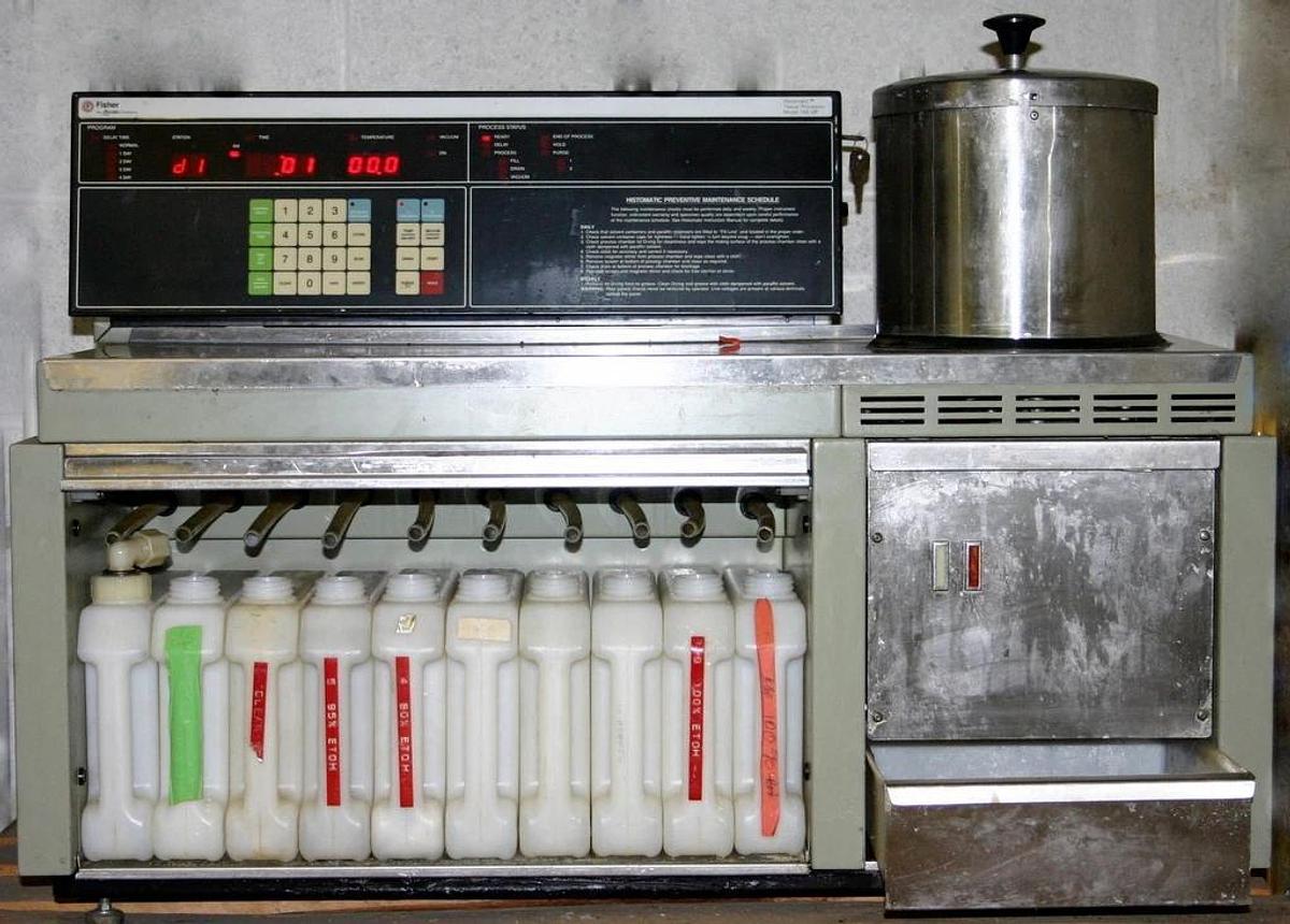 Used FISHER HISTOMATIC TISSUE PROCESSOR, MODEL 166 MP