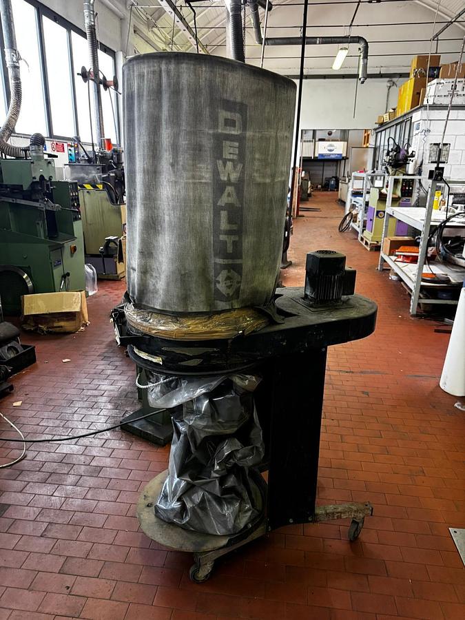 Used DEWALT DW60