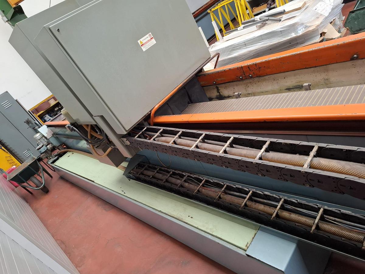 Used MVM FX350