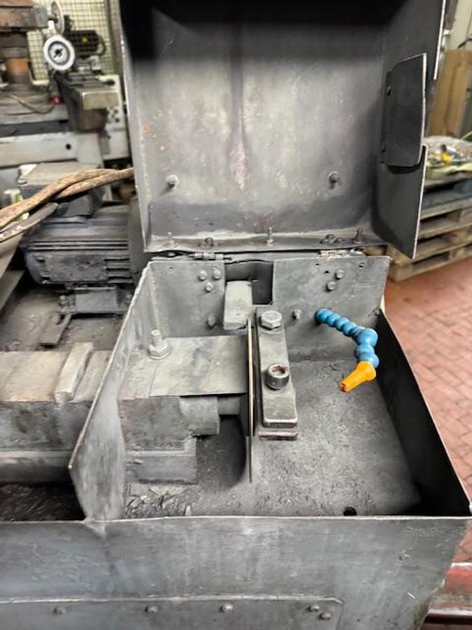 Used CARBIDE RODS CUTTING MACHINE CARBIDE RODS CUTTING MACHINE