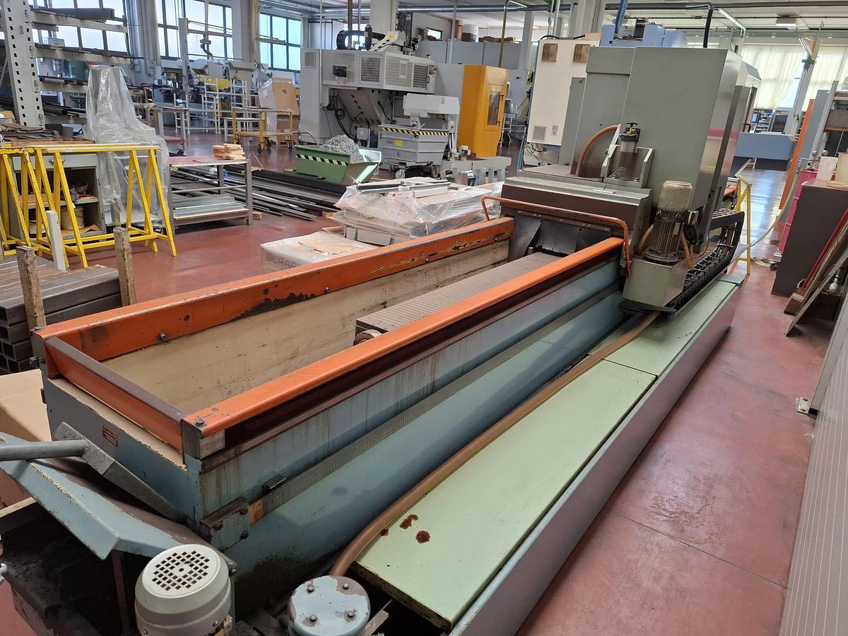 Used MVM FX350