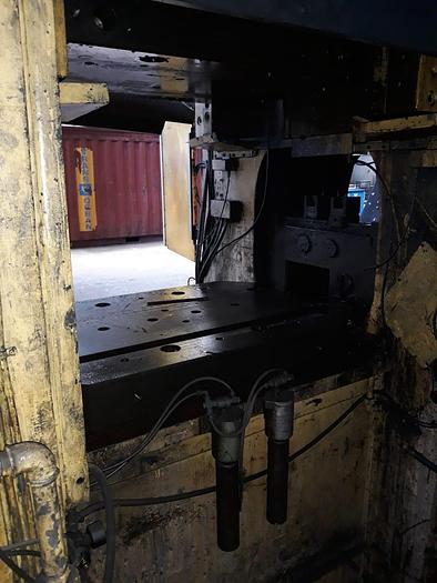 Used Press Knuckle Joint Coining Komatsu Maypress OKN-630